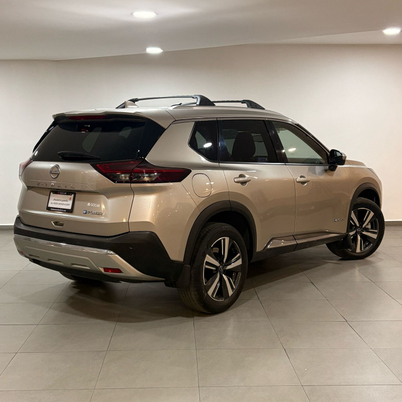 Nissan X-Trail  5 pts. Platinum e-Power, E-REV, TA, QCP, s. Bose, RA-19 2025